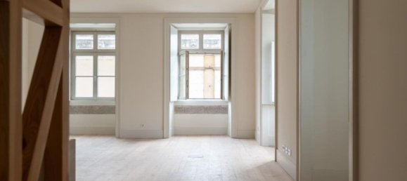 2 bedrooms Apartment in Lisbon, Portugal No. 106584 3