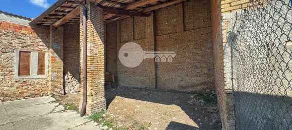 6-Zimmer Haus in Volongo, Italy, Nr. 333741 43