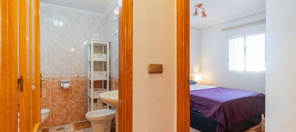 Apartamento de 2 dormitorios en Alicante, Spain No. 143174 18