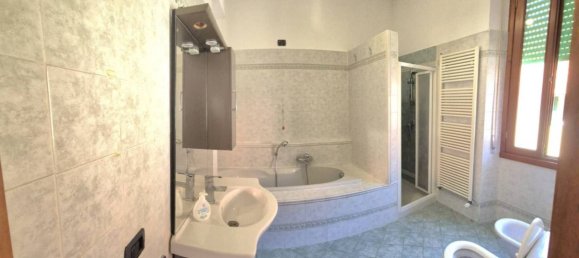 Apartamento de 2 dormitorios en Lecco, Italy No. 323432 29