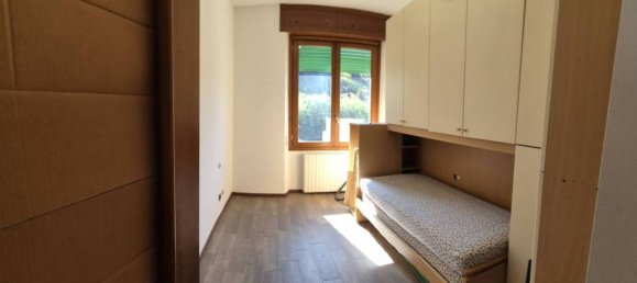 Apartamento de 2 dormitorios en Lecco, Italy No. 323432 24