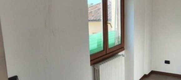 Apartamento de 2 dormitorios en Lecco, Italy No. 323432 8