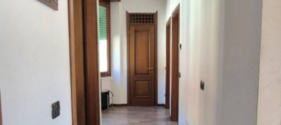 Apartamento de 2 dormitorios en Lecco, Italy No. 323432 28