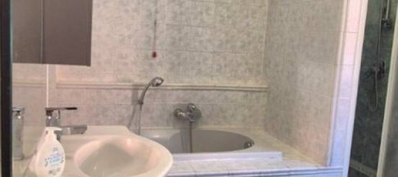 Apartamento de 2 dormitorios en Lecco, Italy No. 323432 31