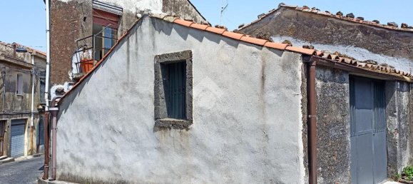 Casa de 4 divisões em Linguaglossa, Italy N.º 2671 14