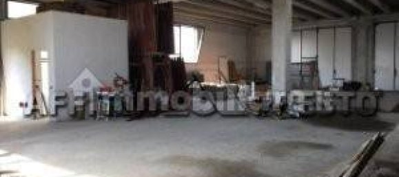 5-Zimmer Lagerhaus in Lucca, Italy, Nr. 102023 8