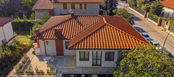 Villa T6 em Forte dei Marmi, Italy N.º 46388 31