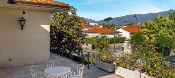 Villa T6 em Forte dei Marmi, Italy N.º 46388 25