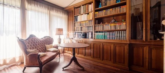 Вилла с 7 комнатами в Леза, Италия № 169701 28