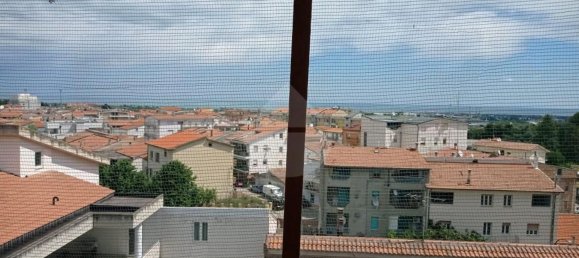 7 rooms Apartment in San Salvo, Italy No. 278922 2