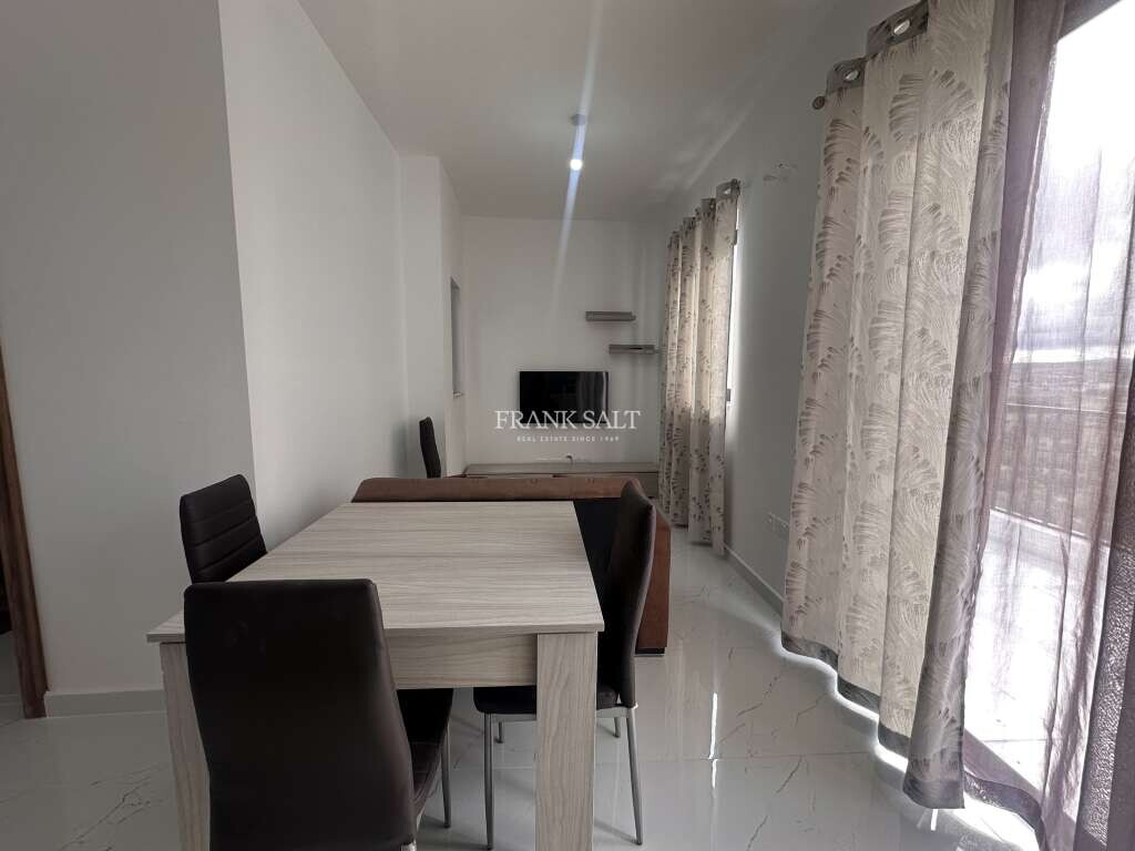 Пентхаус с 1 спальней в Сан-Пауль-иль-Бахар, Мальта № 7738