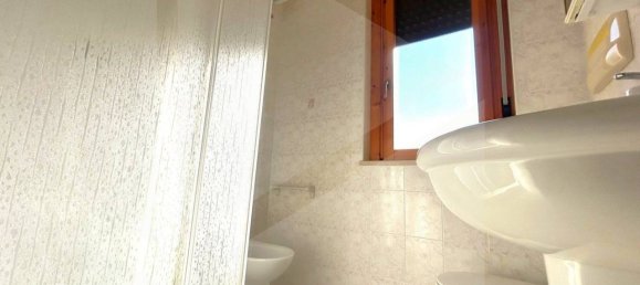 3 rooms House in Campomarino, Italy No. 20024 14