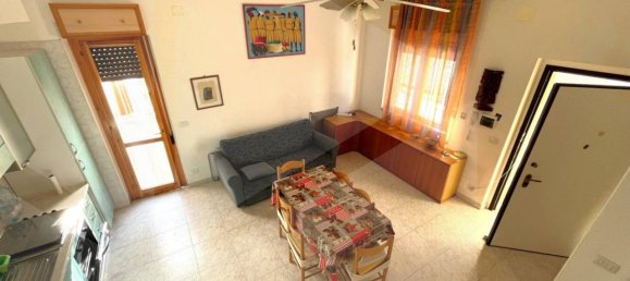 3 rooms House in Campomarino, Italy No. 20024 6