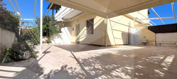 3 rooms House in Campomarino, Italy No. 20024 2