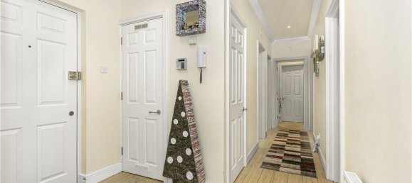 2 bedrooms Apartment in Virginia Water, United Kingdom No. 8625 30