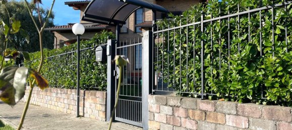 4 bedrooms House in Turin, Italy No. 379755 25