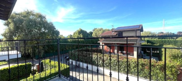 4 bedrooms House in Turin, Italy No. 379755 18