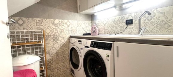 4 bedrooms House in Turin, Italy No. 379755 23