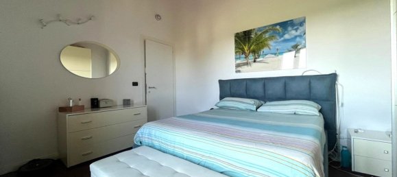 4 bedrooms House in Turin, Italy No. 379755 14