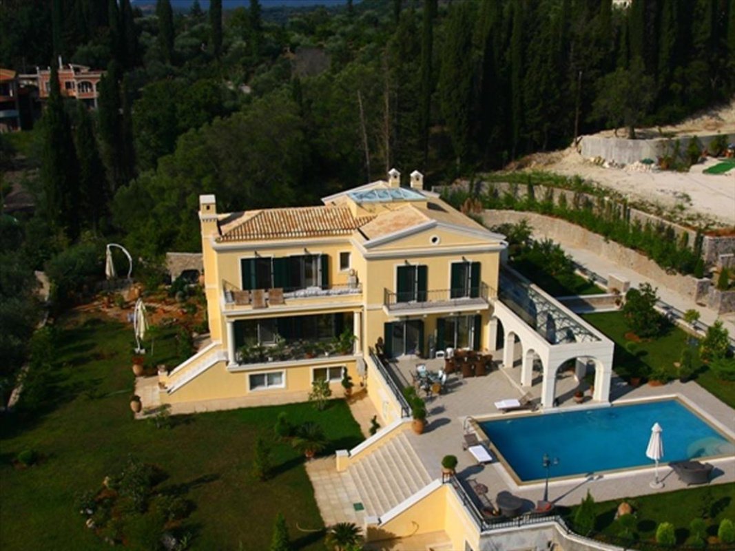Villa de 5 dormitorios en Corfu, Greece No. 8906