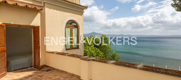 10 rooms Villa in Bracciano, Italy No. 146026 2