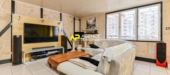 4 bedrooms House in Argenteuil, France No. 179452 4