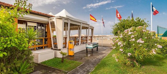 Imóvel comercial T7 em Camaiore, Italy N.º 232501 24