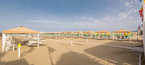 Imóvel comercial T7 em Camaiore, Italy N.º 232501 32