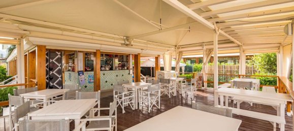 Imóvel comercial T7 em Camaiore, Italy N.º 232501 16