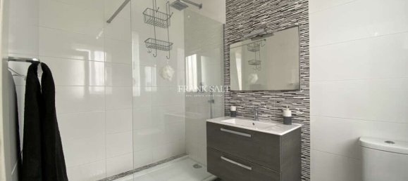 3 bedrooms Penthouse in Balzan, Malta No. 9320 18