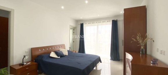 3 bedrooms Penthouse in Balzan, Malta No. 9320 16