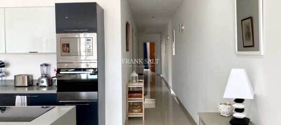 3 bedrooms Penthouse in Balzan, Malta No. 9320 8