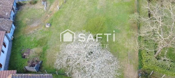 625m² Land in Saint-Pierre-d'Eyraud, France No. 100633 2