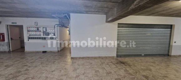 134m² Warehouse in Catanzaro, Italy No. 343978 10