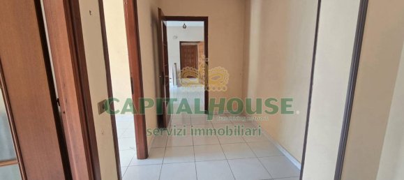 4 rooms Building in San Nicola la Strada, Italy No. 39805 3