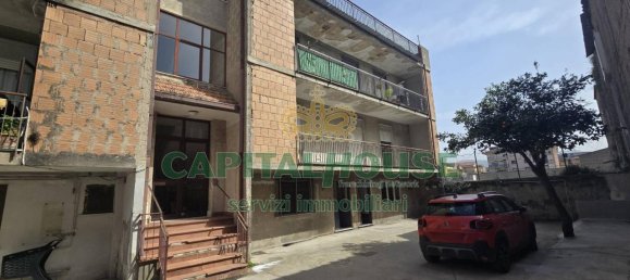 4 rooms Building in San Nicola la Strada, Italy No. 39805 24