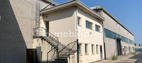 4 rooms Warehouse in Vignate, Italy No. 112873 2