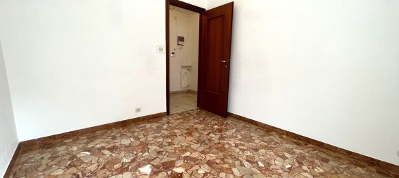 3-Zimmer Wohnung in Genoa, Italy, Nr. 151133 30