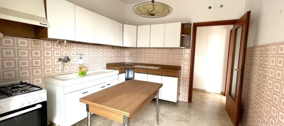 3-Zimmer Wohnung in Genoa, Italy, Nr. 151133 35