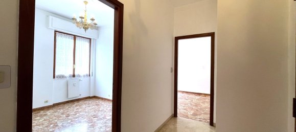 3-Zimmer Wohnung in Genoa, Italy, Nr. 151133 12