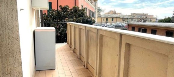 3-Zimmer Wohnung in Genoa, Italy, Nr. 151133 37