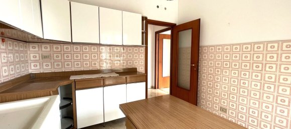 3-Zimmer Wohnung in Genoa, Italy, Nr. 151133 36