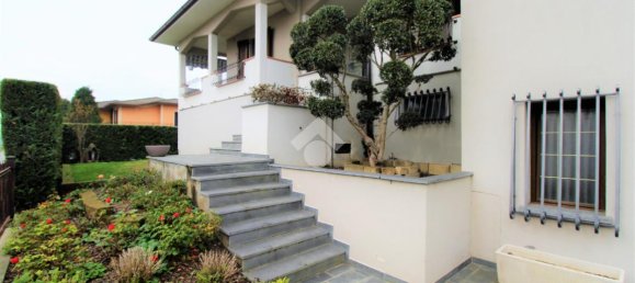 Вилла с 5 комнатами в Казалетто ди Сопра, Италия № 89039 4