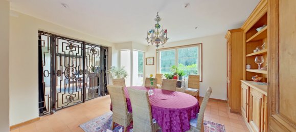 8 bedrooms House in Savonnieres, France No. 244393 4