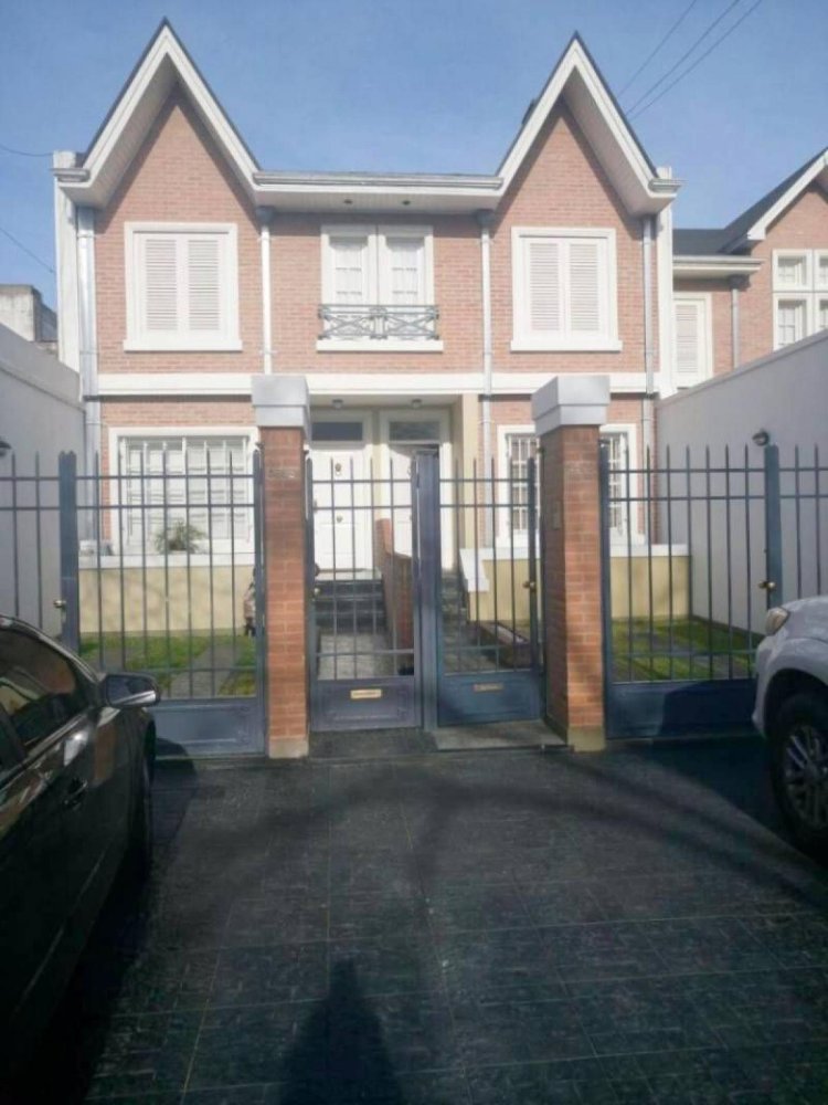 3 Schlafzimmer Haus in Buenos Aires, Argentina, Nr. 73718