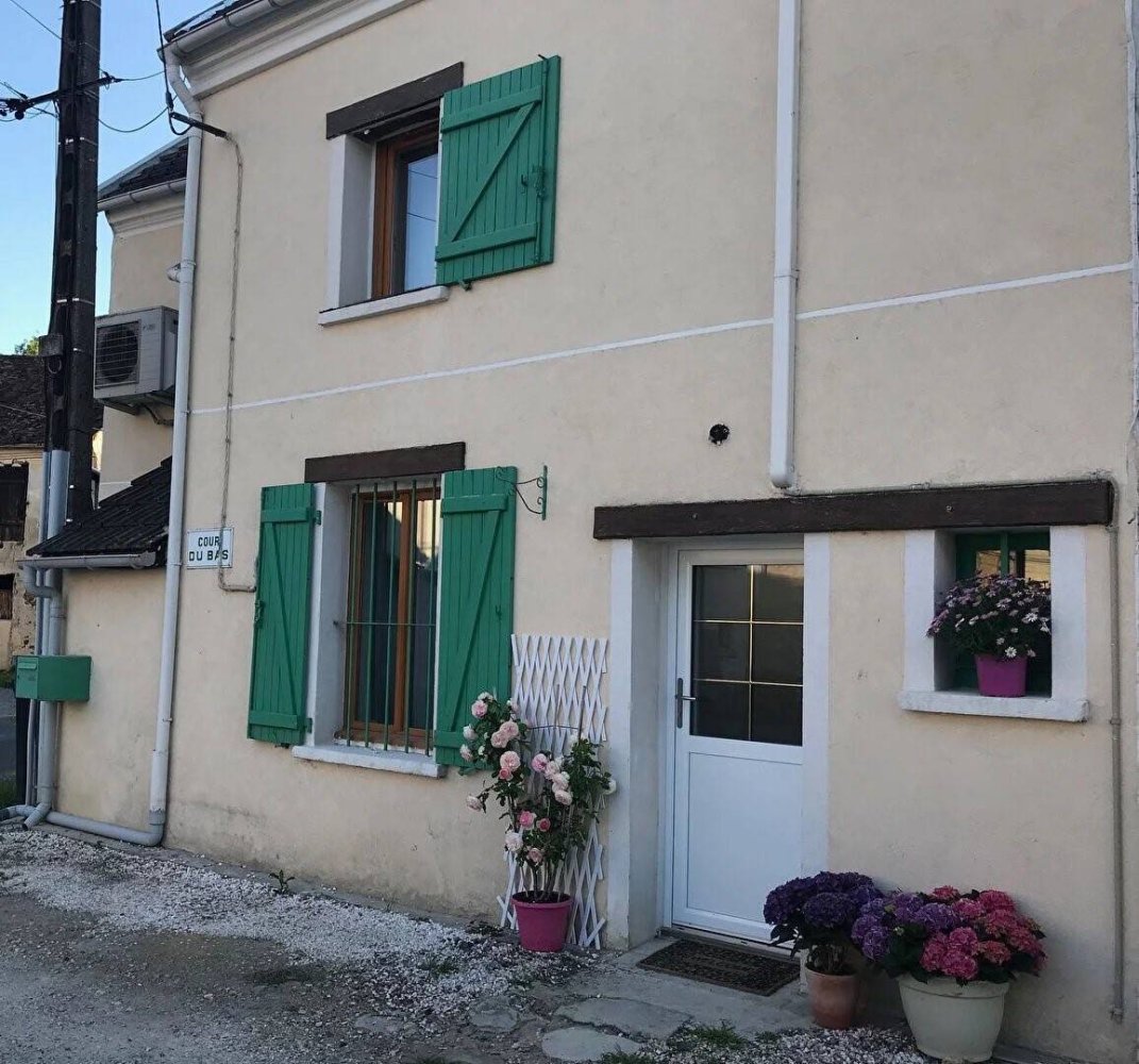 2 bedrooms House in Lizy-sur-Ourcq, France No. 144123