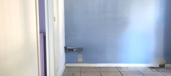 2 rooms Apartment in Bologna, Italy No. 285934 8