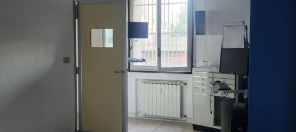 2 rooms Apartment in Bologna, Italy No. 285934 10