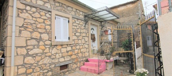 132m² Commercial property in Corfu, Greece No. 3951 12