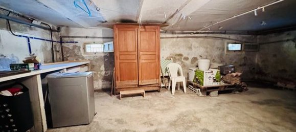 4 bedrooms House in Venaco, France No. 303700 15